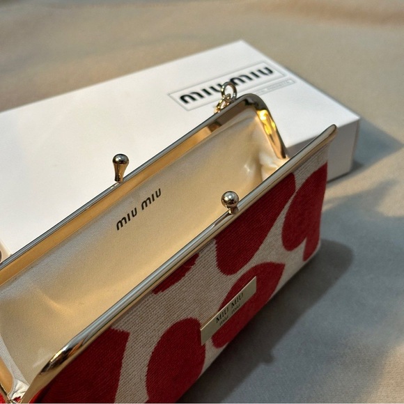 SOLD MIU MIU AUTHENTIC POUCH - Picture 2 of 9